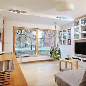 Apartament Invalidovna, Praga